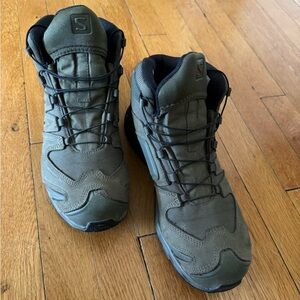 Salomon XA Forces Mid in incredibly rare Ranger Green.